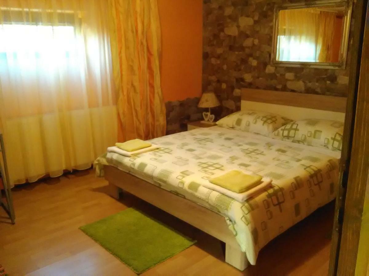 סלוניי Apartment Tomasevic מראה חיצוני תמונה